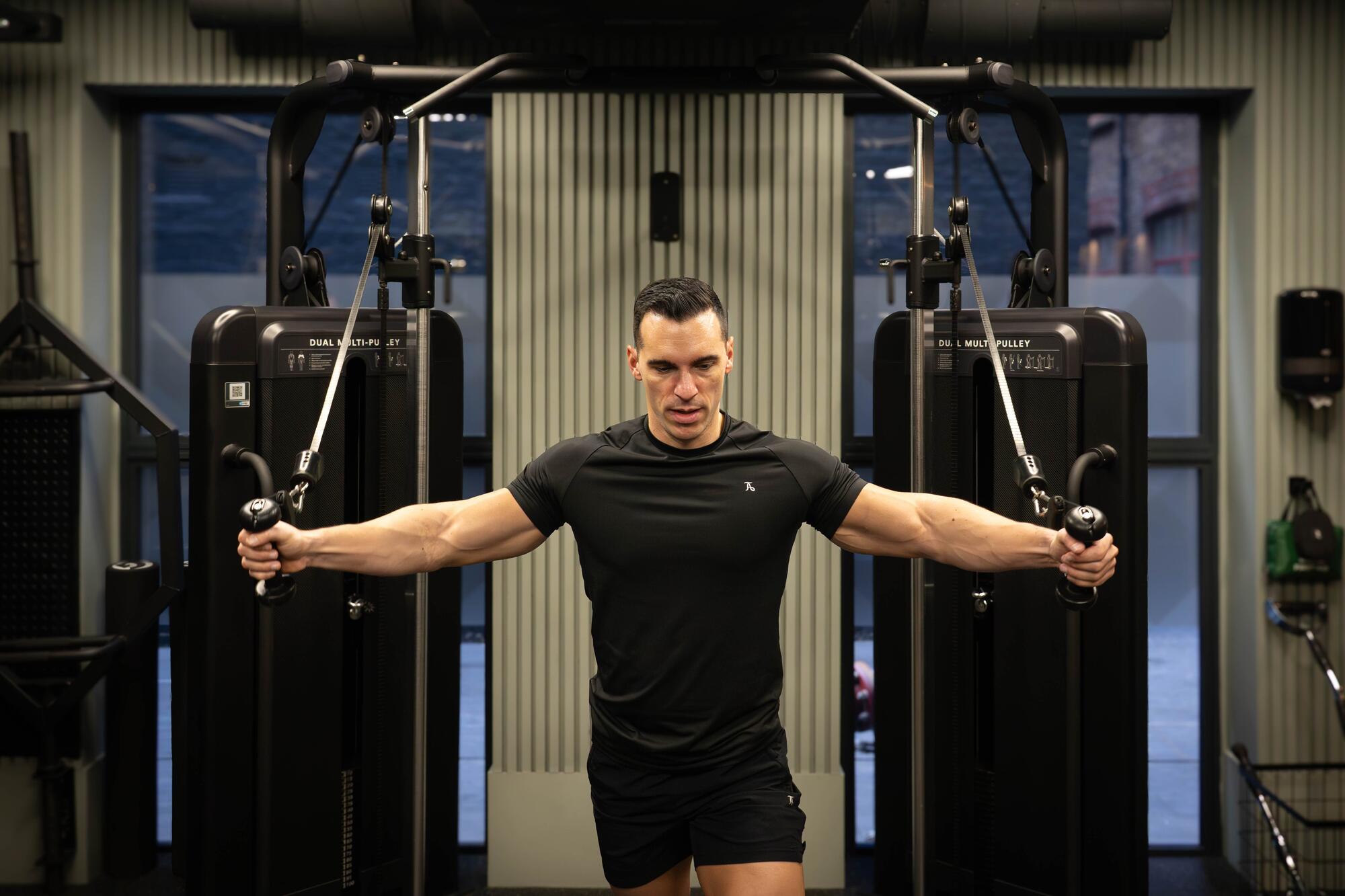 Personal Trainer demonstrating proper form